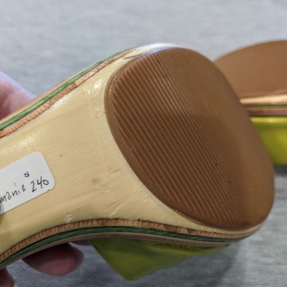 Stuart Weitzman Green Orange Petalmania heels - Picture 5 of 8